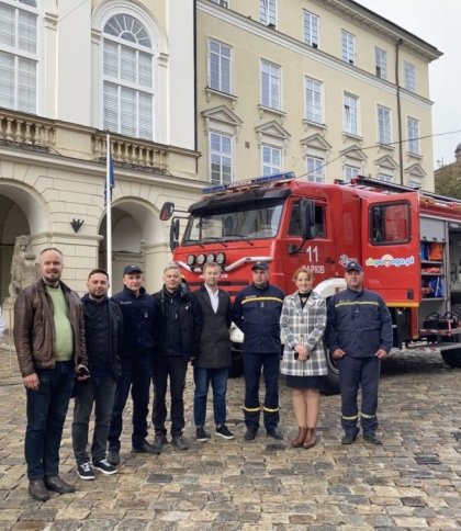 Допомагатимуть рятувальникам Харкова: у Львові презентували нові пожежні машини, які закупили польські благодійники