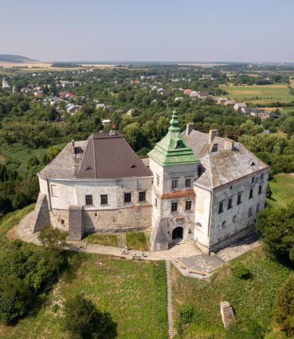 Графік роботи Олеського замку та вартість квитків