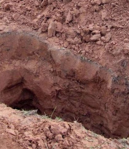 "Три могили – для дітей та дружини він викопав у себе в селі": історія війни