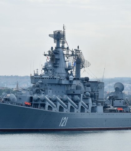 Крейсер "Москва" почав тонути — командування "Південь"