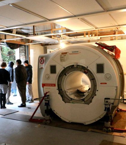 В університетській лікарні у Львові почали встановлювати МРТ
