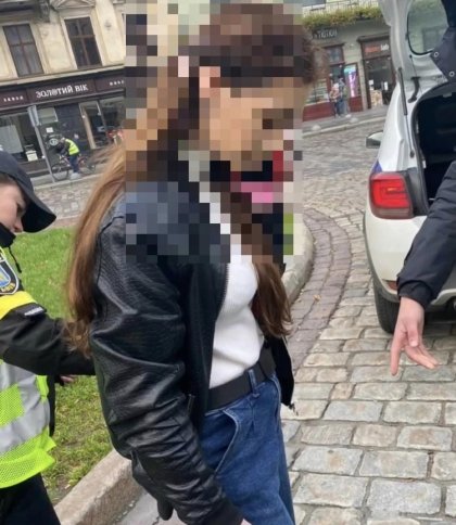 У центрі Львова патрульні затримали водійку BMW з ознаками наркосп‘яніння