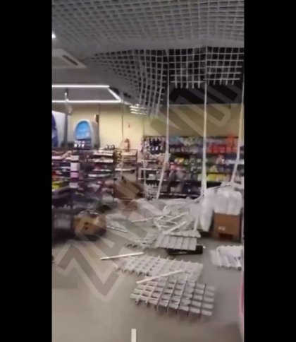 В супермаркеті Дрогобича обвалилась стеля внаслідок ракетного удару росіян (відео)