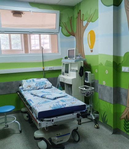 У львівському Охматдиті відкрили передопераційну кімнату, де дітей поруч із рідними вводитимуть у медикаментозний сон