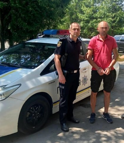 На Львівщині поліцейські взяли під варту чоловіка, причетного до вбивства людини