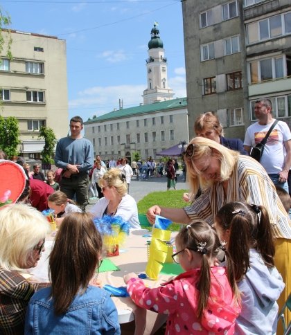 На День сім’ї у Дрогобичі зібрали понад 28 тисяч гривень для військових