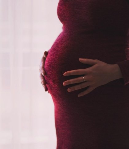 Де на Львівщині отримати допомогу вагітним та породіллям: локації та контакти