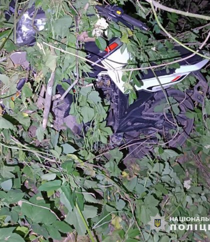 На Львівщині загинули двоє мотоциклістів через зіткнення з деревами