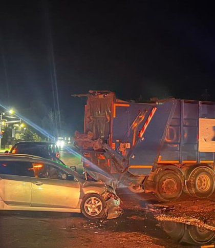 ДТП біля Львова: троє госпіталізовані після зіткнення з сміттєвозом
