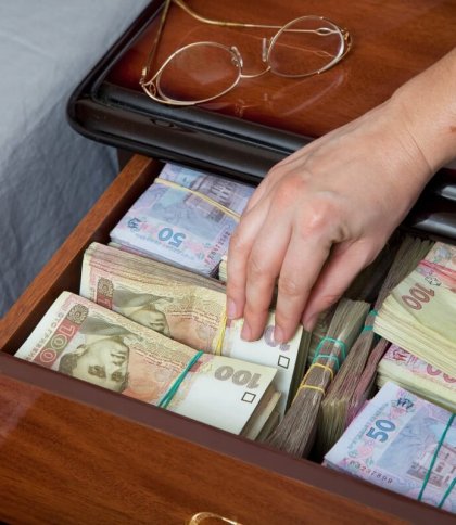 Львів’янка перебуває у міжнародному розшуку через привласнення 1,3 млн грн вкладників банку