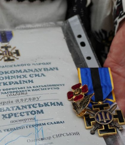 Захисника із Золочівщини посмертно відзначили “Комбатантським хрестом”
