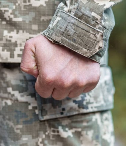 Правоохоронці встановили чотирьох нападників на військового у Новому Роздолі