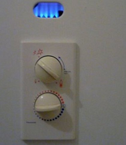 У Львові 50-річна жінка померла у ванній через отруєння газом