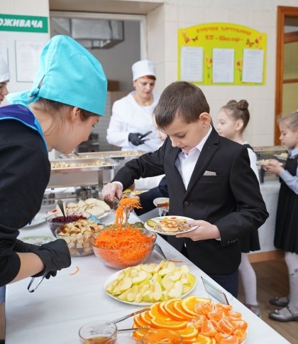 У Львові діти захисників України безкоштовно харчуватимуться у школах та садках: деталі
