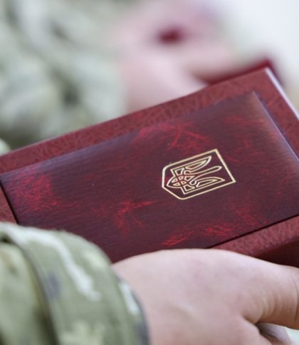 Троє львівських прикордонників отримали державні нагороди