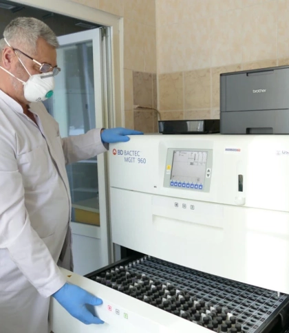 У львівській лікарні з’явився новий апарат для виявлення туберкульозу