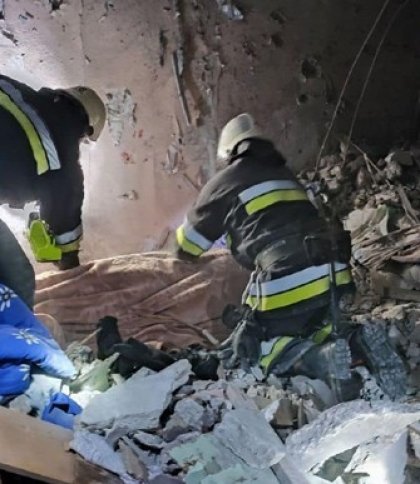 Ракетний удар по Сергіївці на Одещині: зросла кількість загиблих, рятувальні роботи тривають