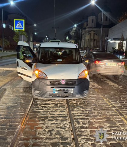 У Львові внаслідок наїзду авто постраждала 62-річна жінка