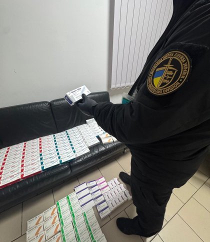 На кордоні з Польщею затримали контрабанду препаратів для схуднення та антидепресантів