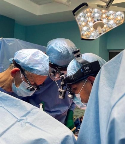 Львівські медики вперше провели трансплантацію стовбурових клітин новим методом