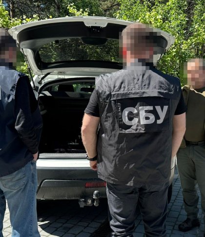 Лісничого на Львівщині викрили регулярних хабарях за продаж деревини
