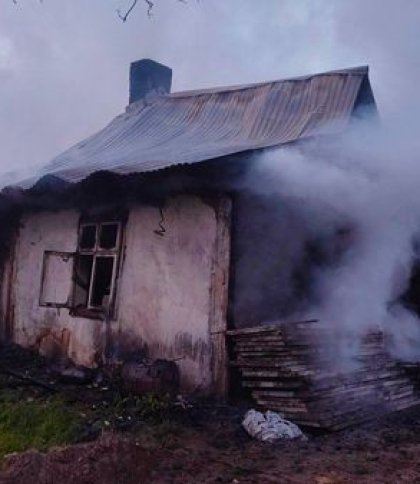 У Зимній Воді вогонь повністю знищив житловий будинок