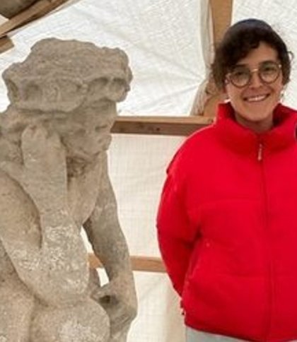 Польська реставраторка передала українським захисникам тисячі аптечок