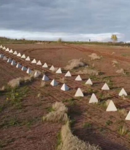 «Лінія Хреніна»: як білоруси будують захисні споруди неподалік від кордону з Україною та Польщею