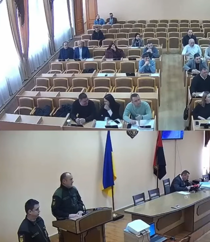 Семи депутатам вручили повістки під час сесії у Червоноградській міській раді