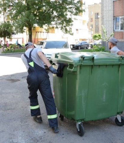 У Залізничному та Личаківському районах Львова встановлять контейнери для скла: перелік вулиць