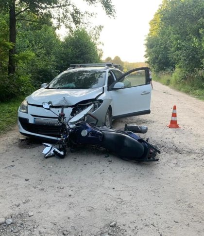 У ДТП на Львівщині травмувалися 17-річний водій та пасажир мотоцикла