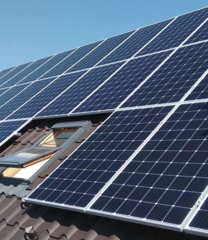 Українці зможуть заробляти на виробленій сонячними панелями електроенергії: як це відбуватиметься
