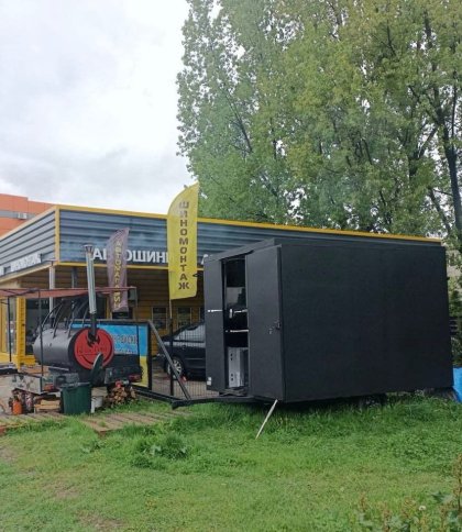 У Львові демонтували незаконну споруду для приготування їжі на вогні