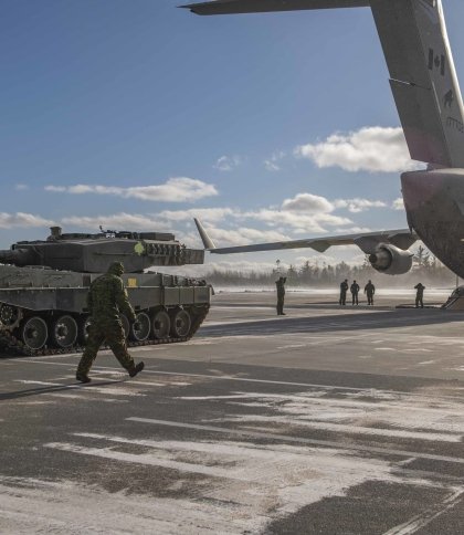 Перший канадський Leopard 2 вже прямує до України