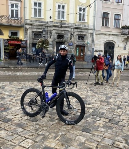 Брюссель-Тернопіль: для чого Ярема Венгринович їде велосипедом через усю Європу