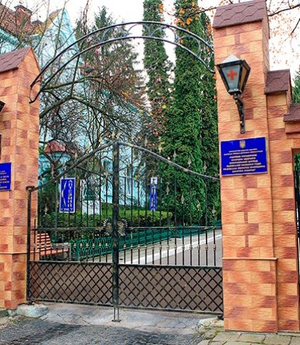 У 68-річної мешканки Львівщини паралізувало пів обличчя через рідкісний синдром Рамсея Ханта