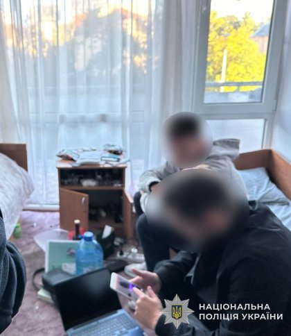 У Львові двоє студентів витратили 200 тисяч гривень з чужих банківських карток