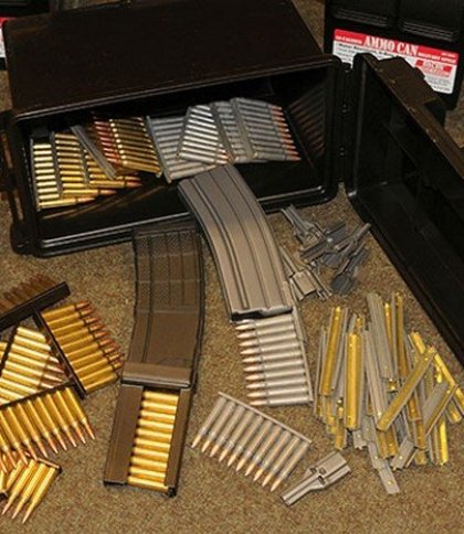 Мешканця Львівщини судили за зберігання автомата та понад 1800 патронів