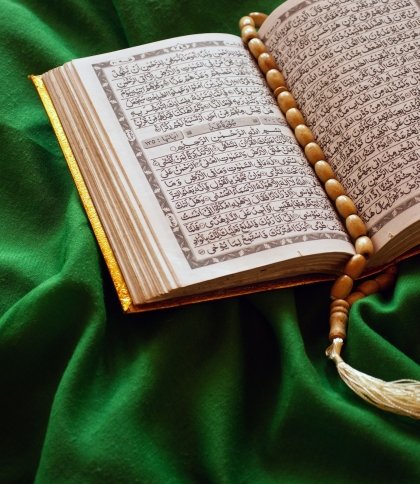 У Стокгольмі на протесті спалили Коран: Туреччина відповіла спаленням прапора Швеції