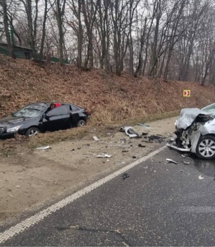 Поблизу Львова ускладнений рух трасою через ДТП з потерпілими