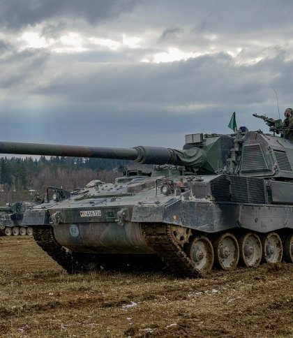 Дві гаубиці та боєприпаси: Литва відправила в Україну відремонтовану техніку