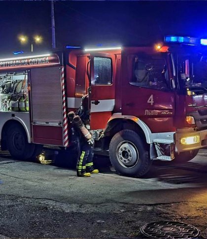 Пожежа у львівській дев’ятиповерхівці на вулиці Тролейбусній: рятувальники розповіли деталі інциденту