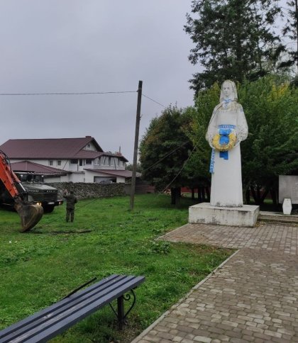Декомунізація на Львівщині: на малій батьківщині Шептицького — на Яворівщині знесли останній радянський пам'ятник