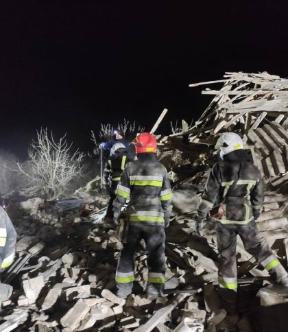 Загибель п’ятьох людей та знищені будинки: що відомо про ранковий ракетний обстріл Львівщини