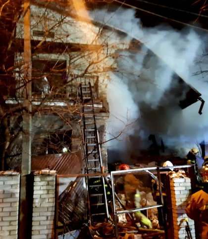 Внаслідок вибуху газу в будинку у Львові загинули троє людей