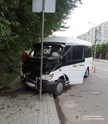 У Дрогобичі загинув 69-річний водій мікроавтобуса внаслідок зіткнення з Opel