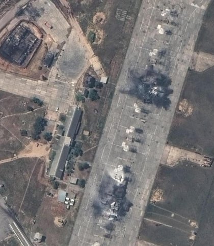 На супутникових знімках помітні масштабні руйнування на російській авіабазі в Криму