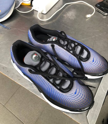 Контрабанду Nike на понад мільйон зупинили львівські митники