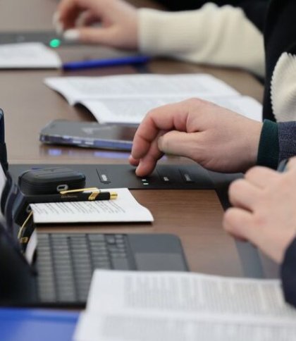 Бюджетна комісія Львова погодила півмільйона на відрядження чиновників