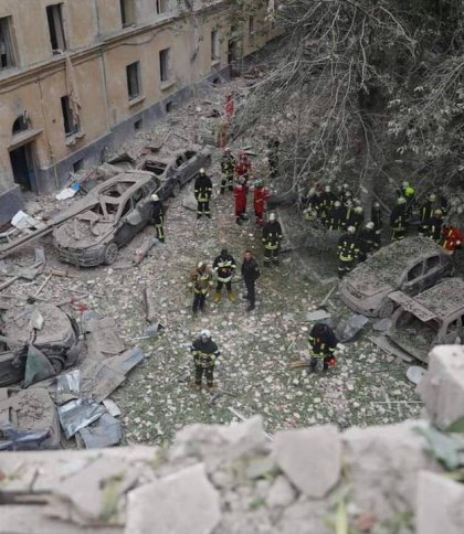 «Бог підказав, що треба йти в укриття»: історії людей, які пережили ракетний удар по будинку у Львові